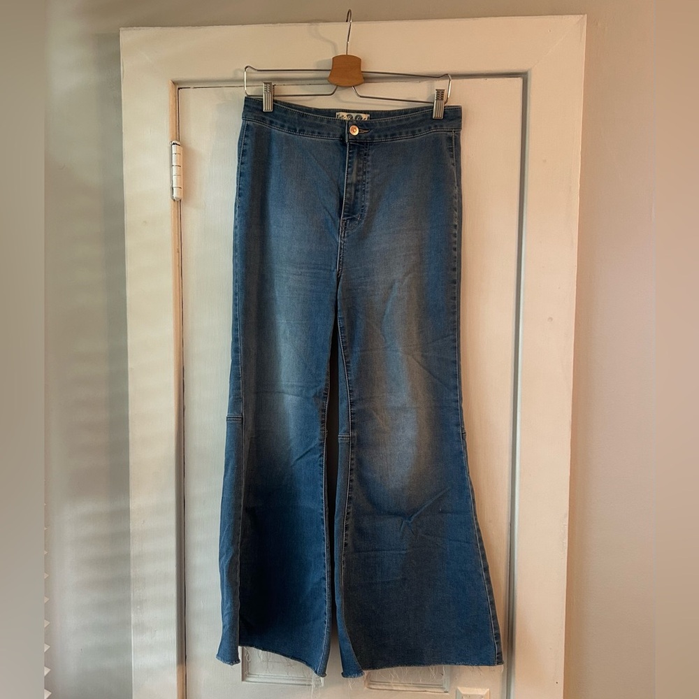 We the Free Youthquake kick crop size 29